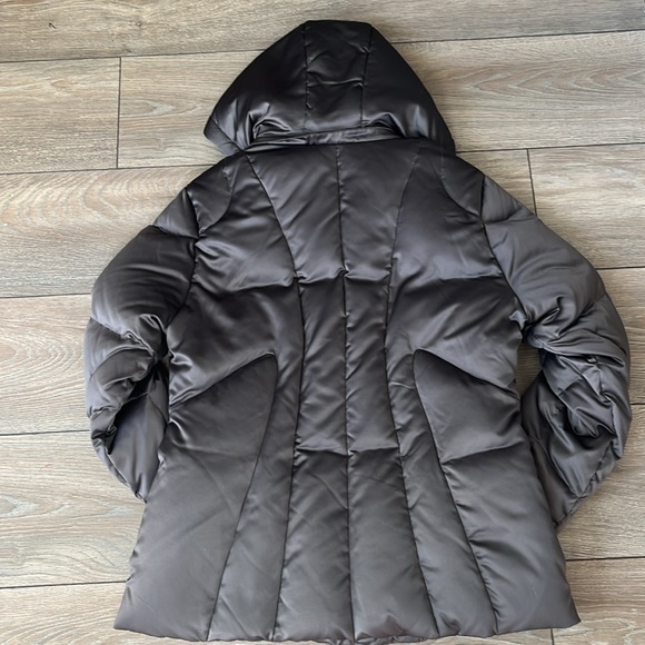 New without tags Calvin Klein puffer jacket. Gray/size large. - Picture 2 of 11